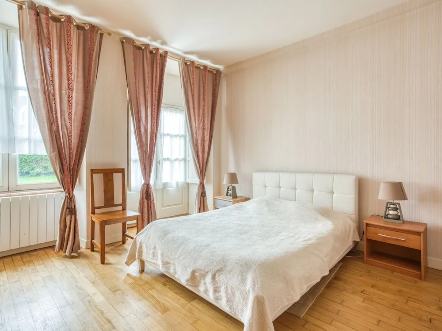 Dreamy Holiday Home in Saint-james With Private Garden