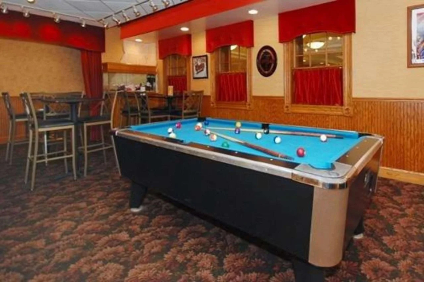 Danville Quality Inn & Suites