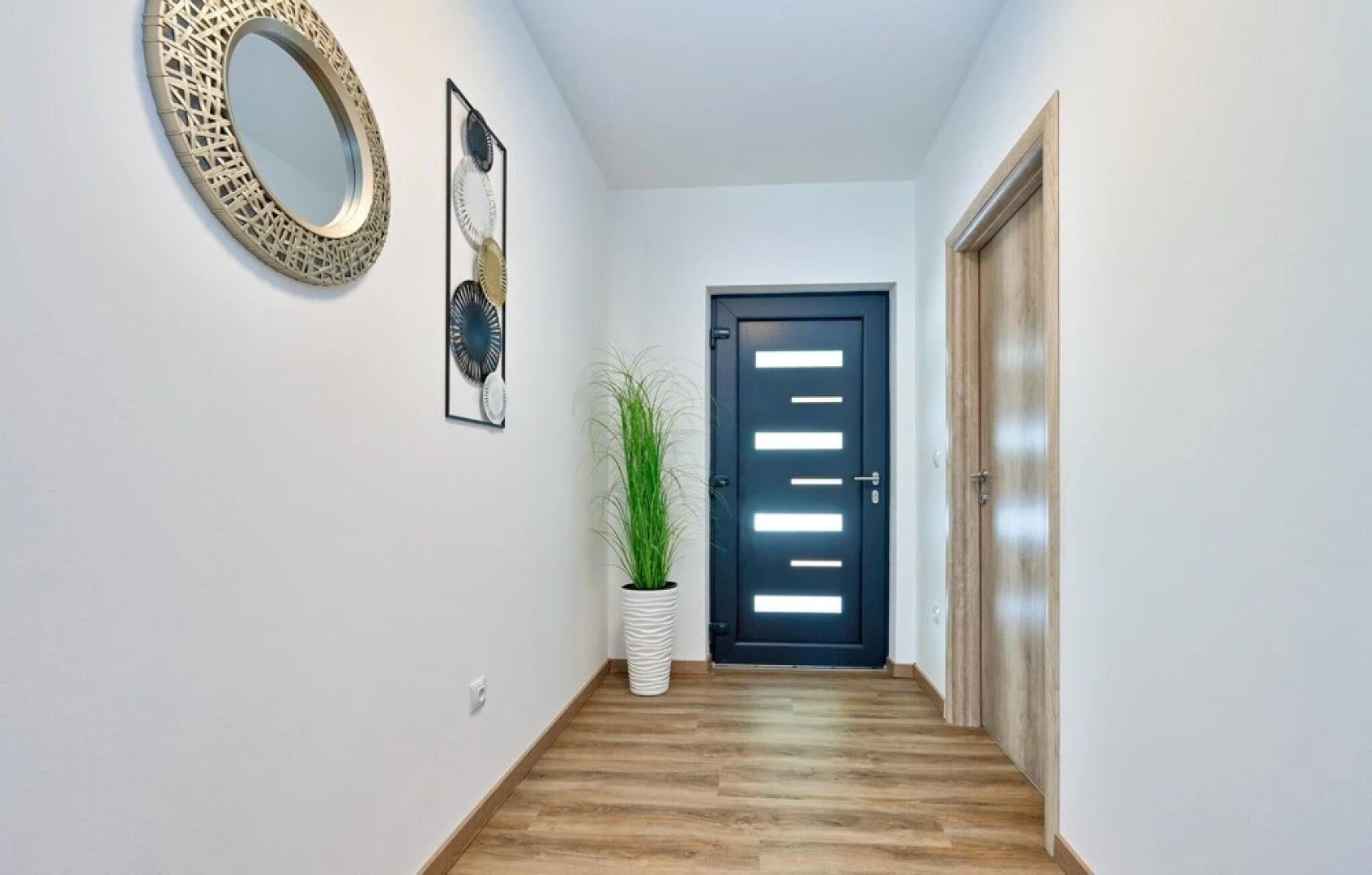 Nice Home in Stubicke Toplice With 5 Bedrooms, Outdoor Swimming Pool and Heated Swimming Pool