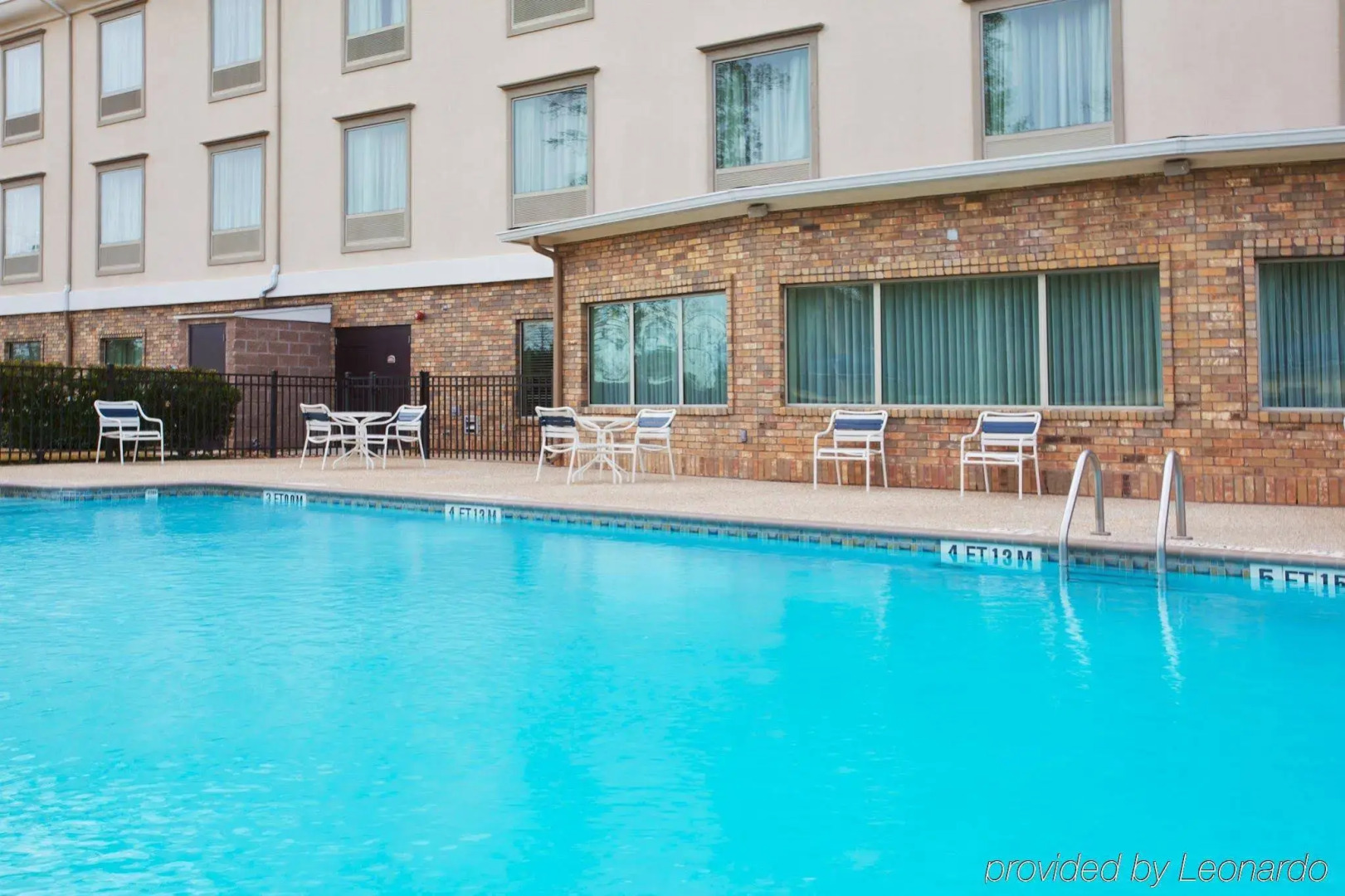 Holiday Inn Express Hotel & Suites Conroe I-45 North by IHG