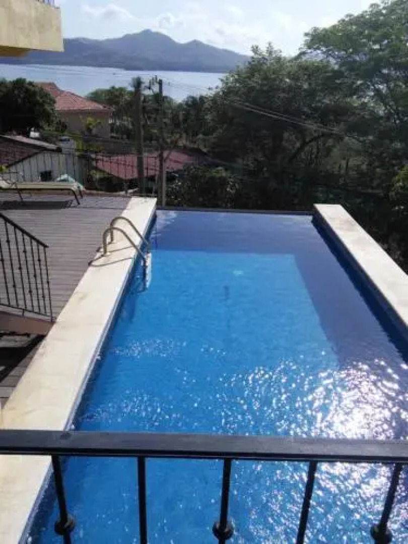 Ocean View - Fully Furnished Studio Perfect for Couple