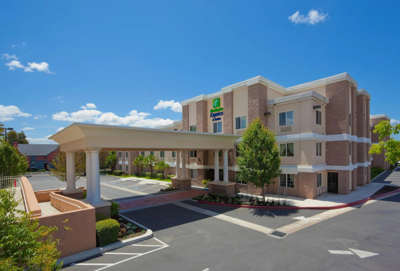 Holiday Inn Express Hotel & Suites Livermore by IHG