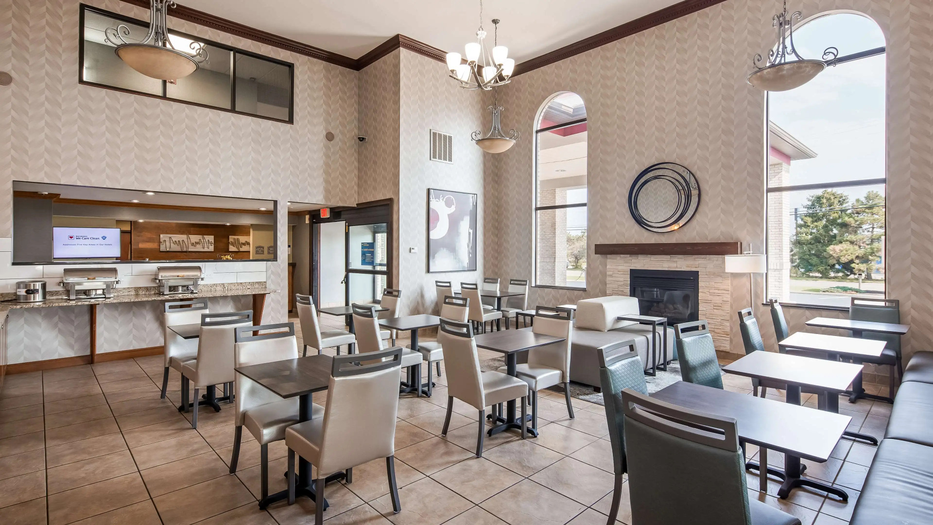 Best Western Plus North Canton Inn & Suites