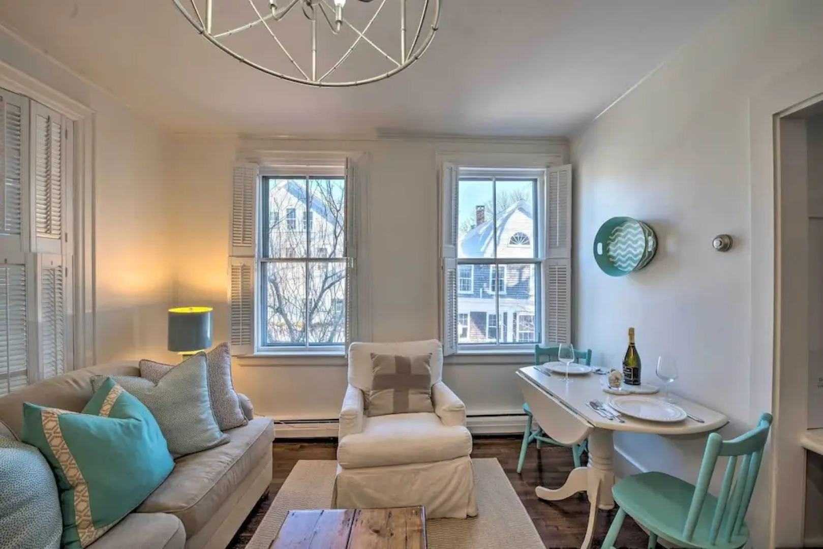 Couples Retreat in Nantucket Walk to Attractions!