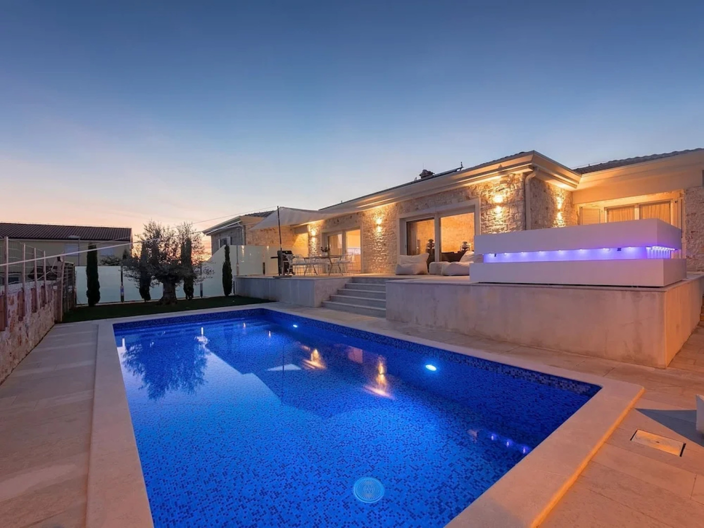 Lap Of Luxury Vila In Tar With Turkish Steambath