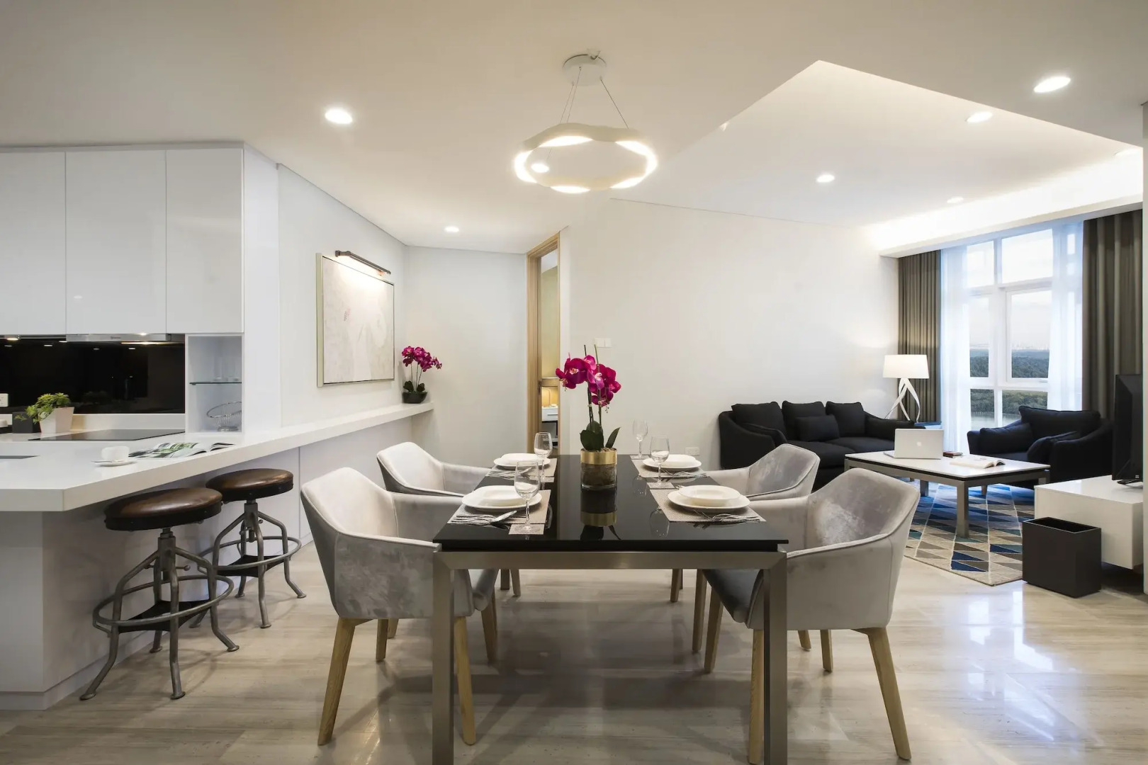 Pinetree Marina Resort