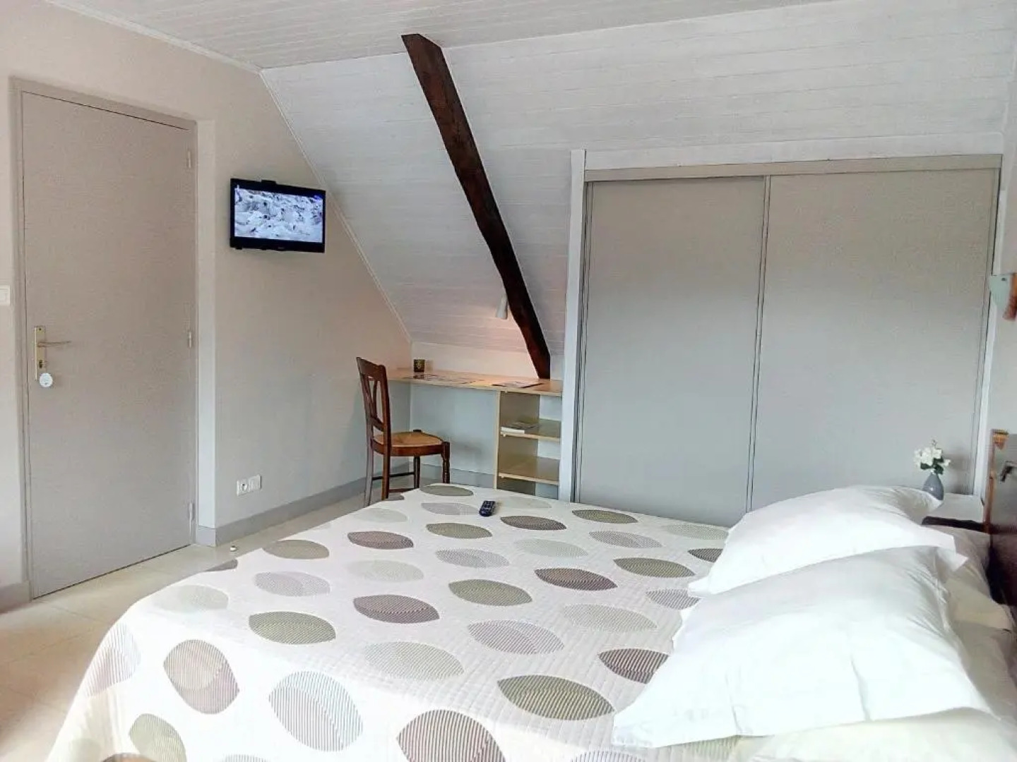 Au calme aux chambres de Kerantum avec cuisine ¿isposition.