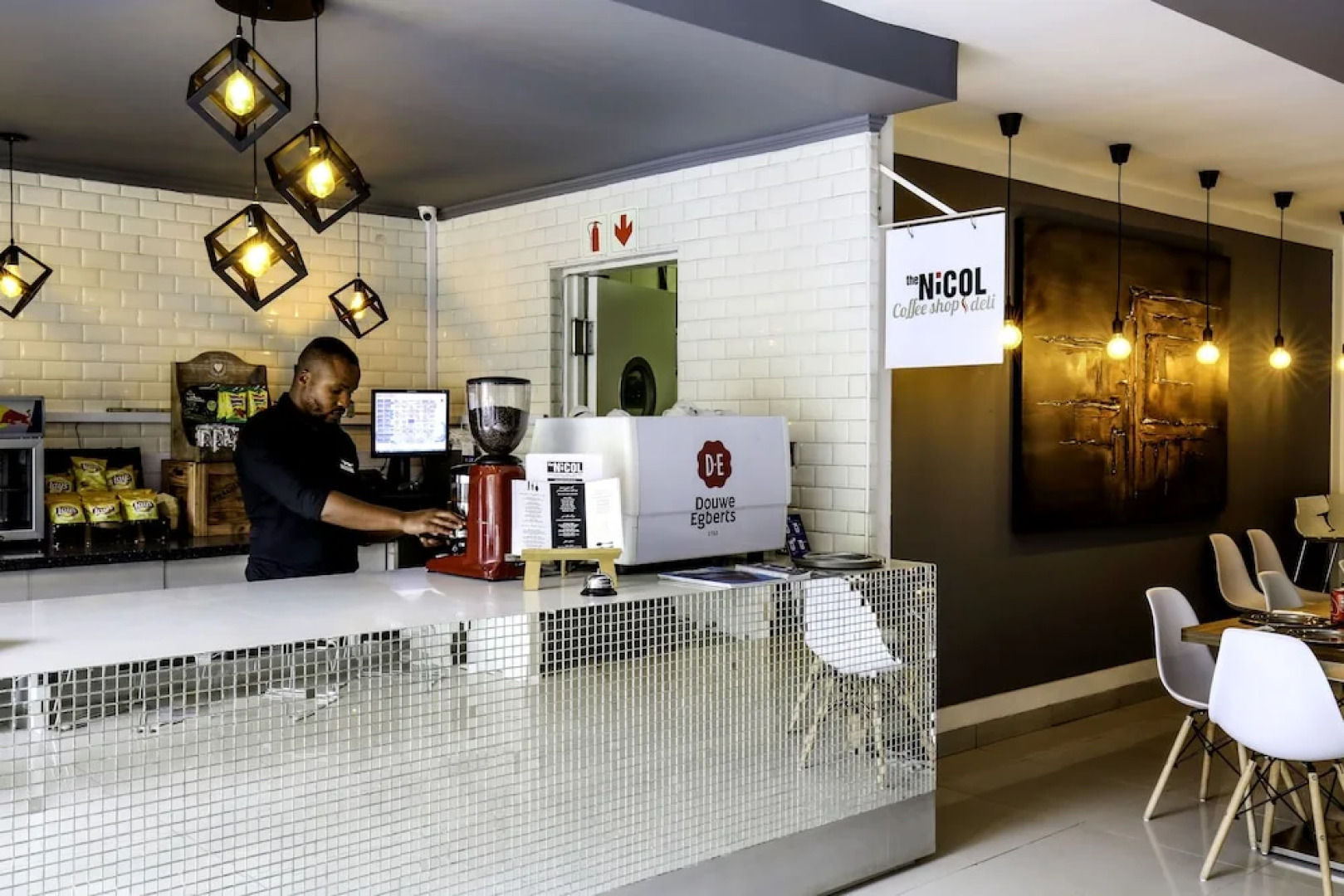 Urban Hip Hotels - The Nicol