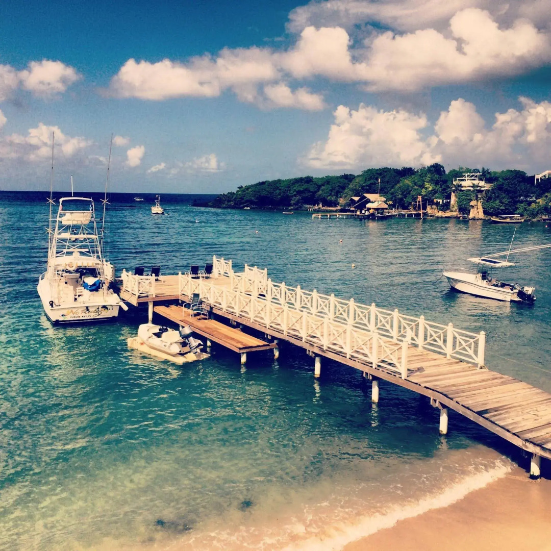 The Beach House Boutique Hotel