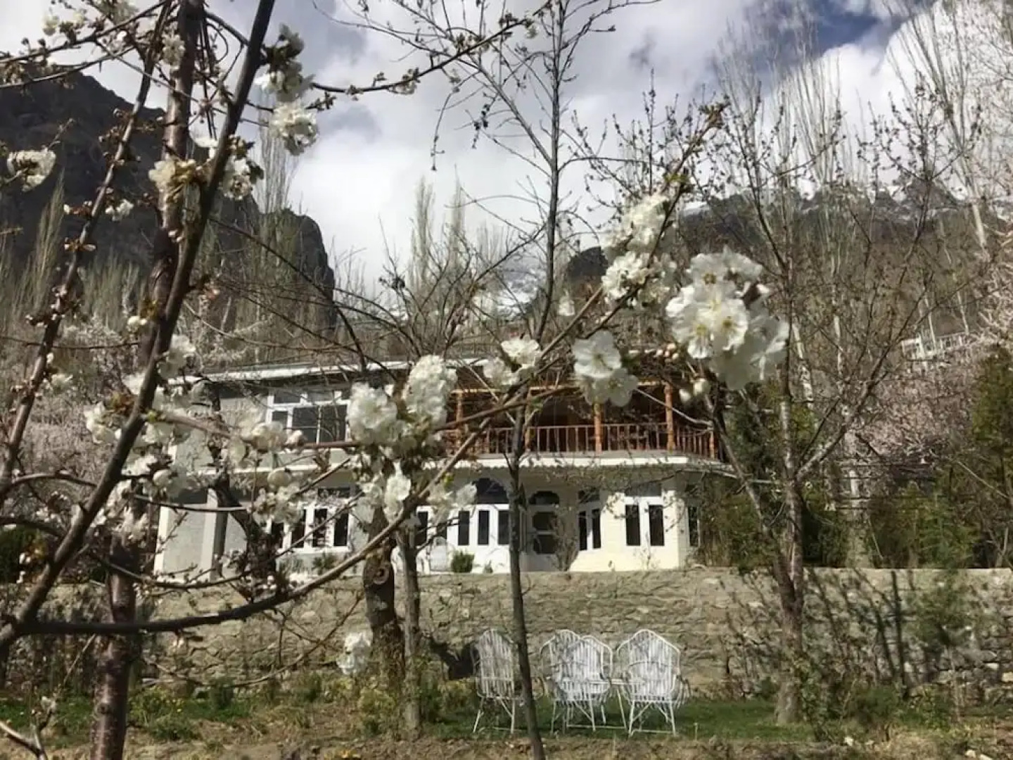 Embassy Villa Suites