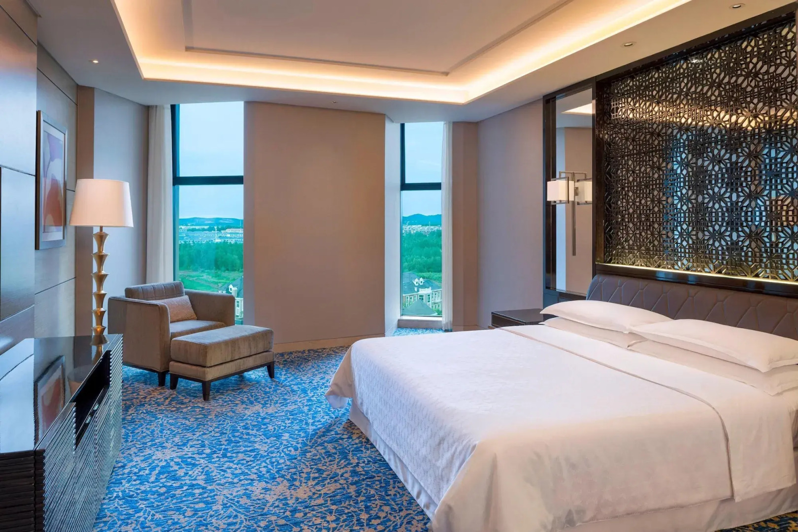 Sheraton Changchun Jingyuetan Hotel