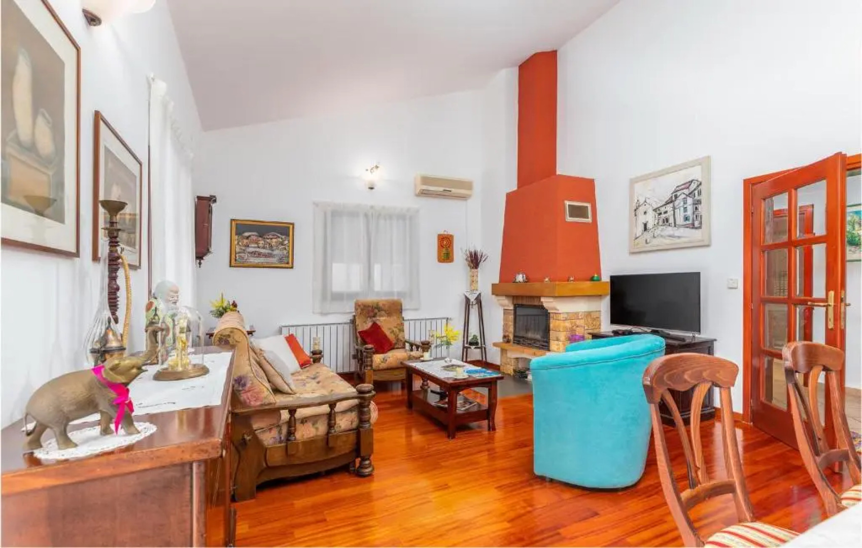 Beautiful Home in Muntic With Outdoor Swimming Pool, Wifi and 3 Bedrooms