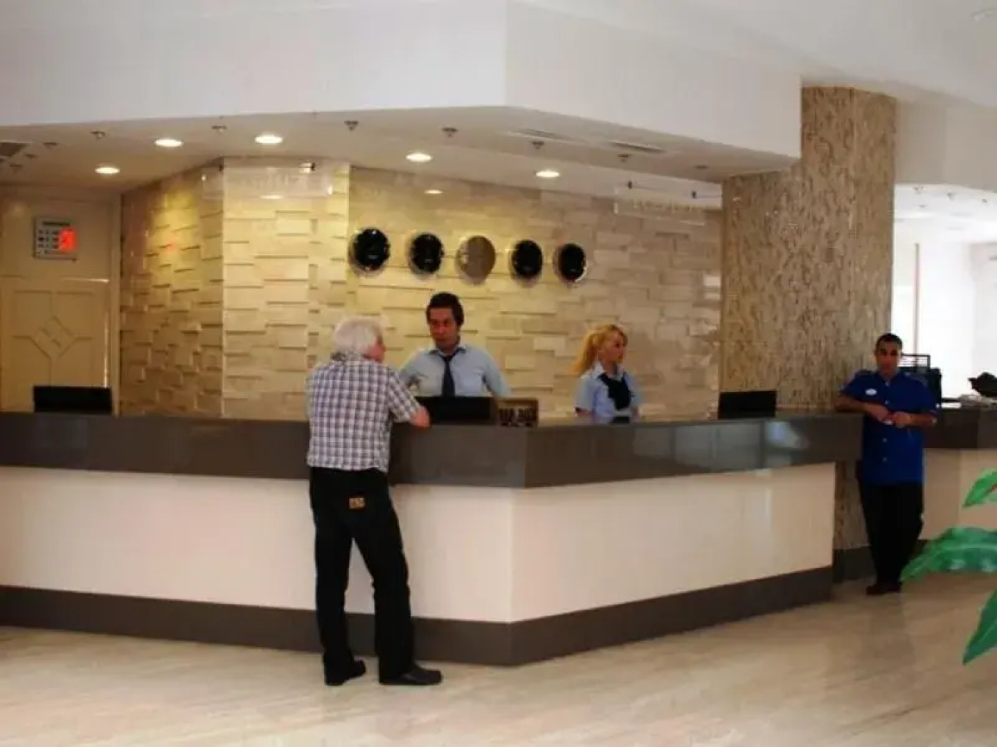 Munamar Beach Residence