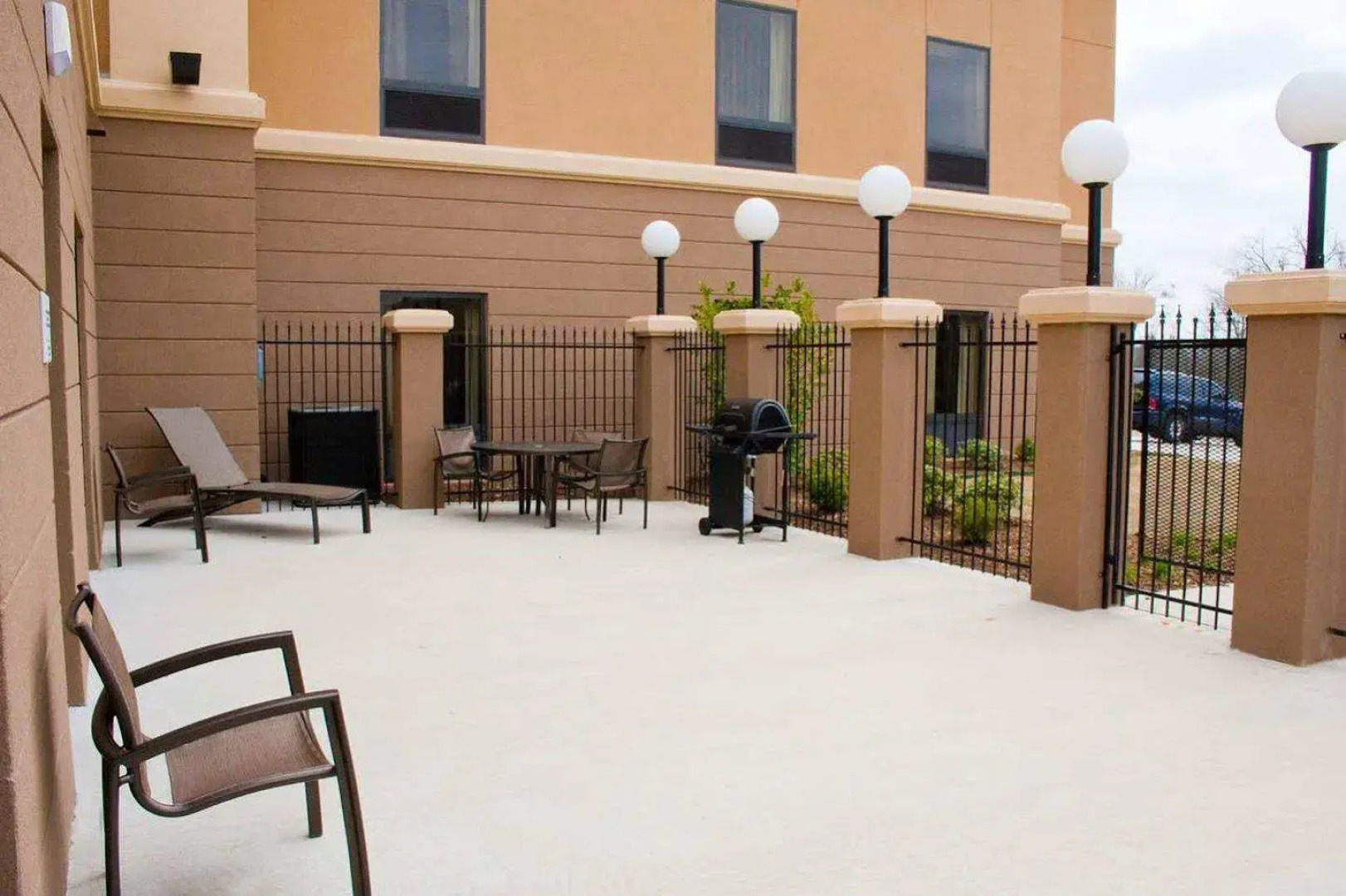 Hampton Inn and Suites Pine Bluff