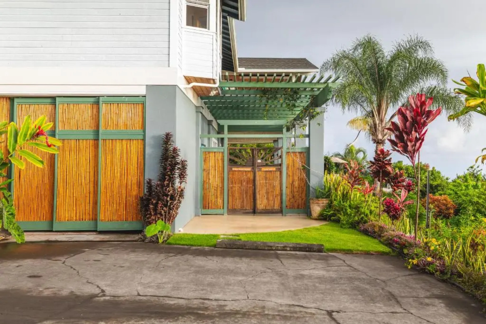 Affordable Luxury on One Acre