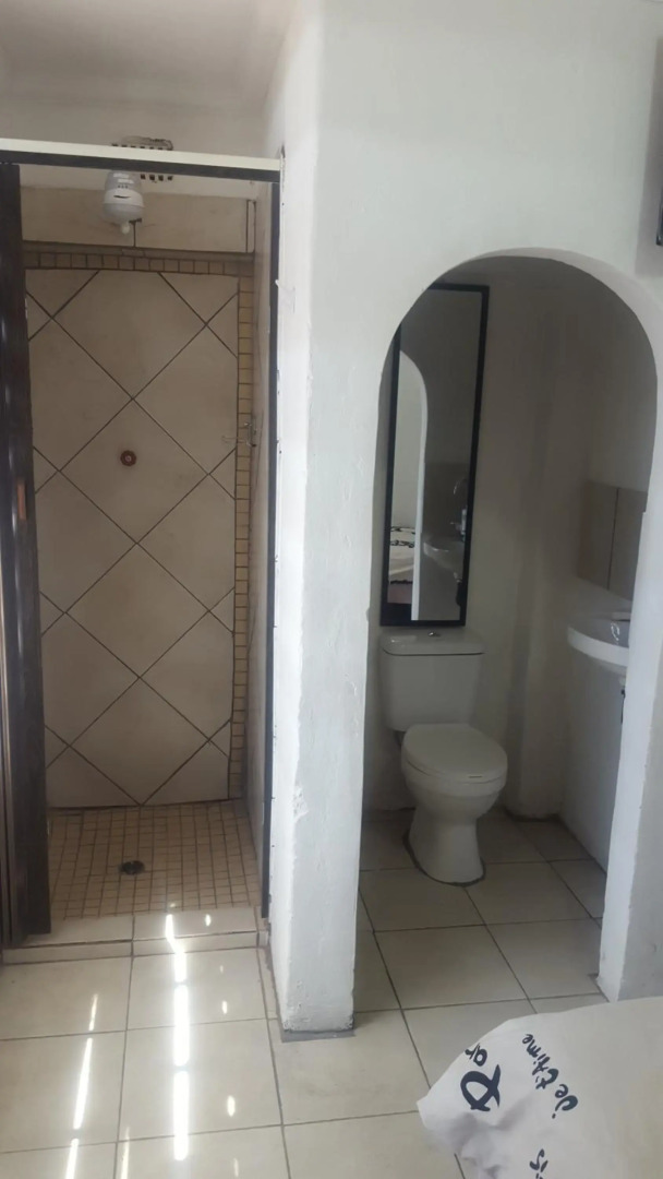 House and Cottage Manor