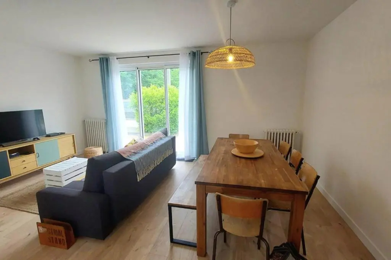 House 90 M With Pool And Garden