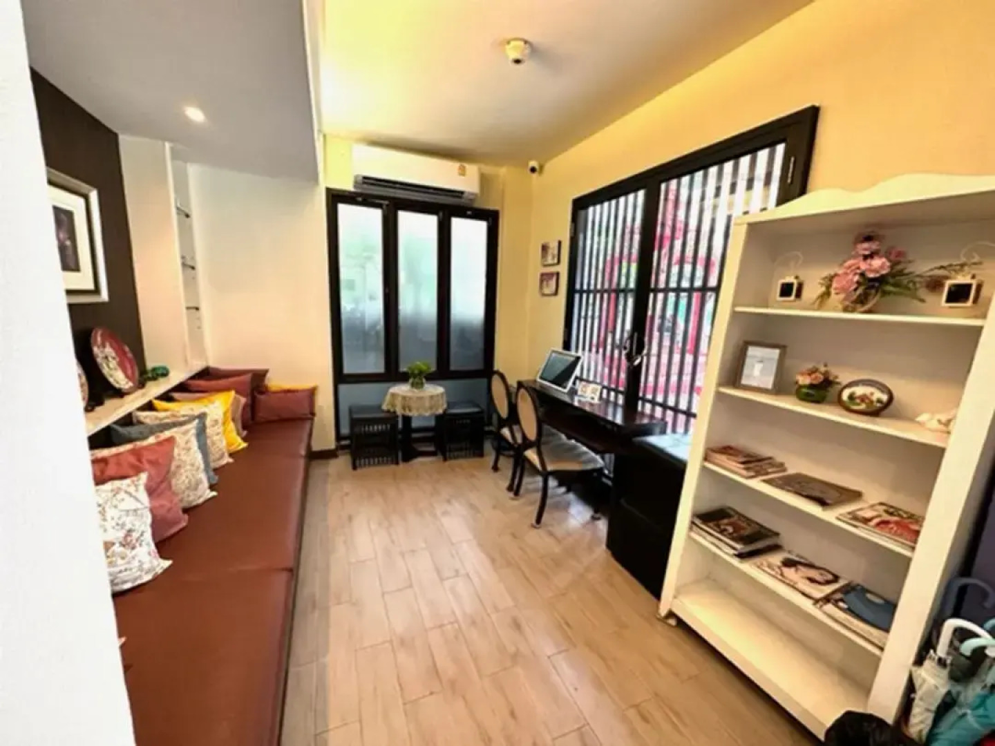 Sawasdee Hotel @ Sukhumvit Soi 8