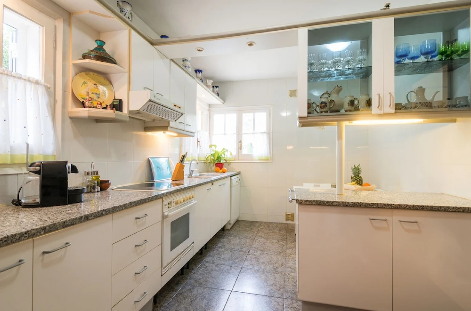 Preciosa villa mar y montaña