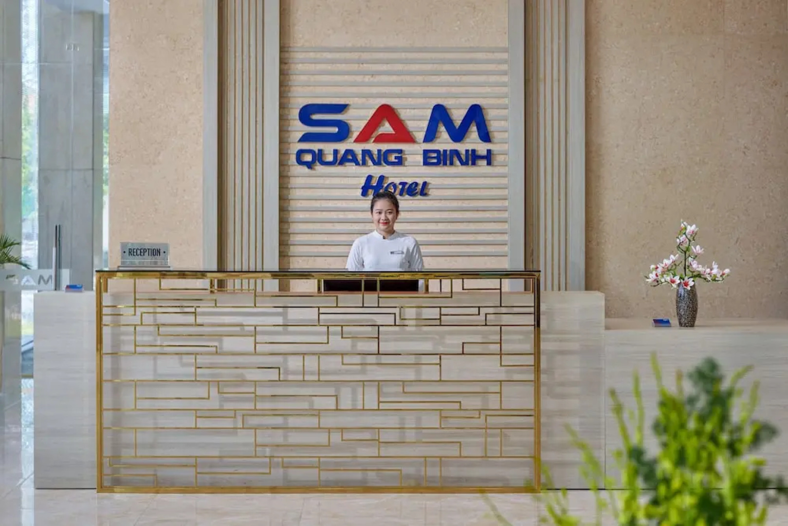 SAM Quang Binh Hotel