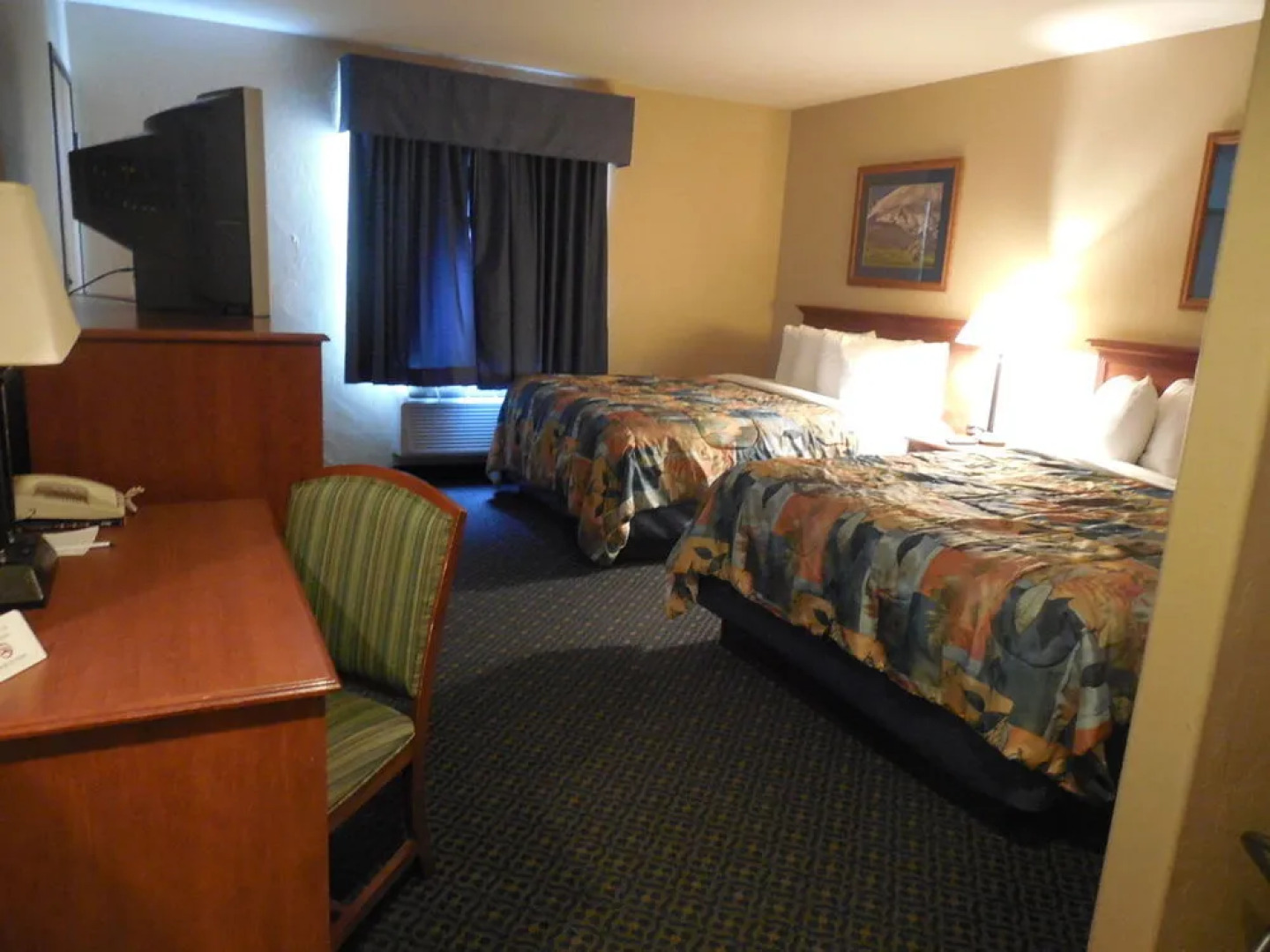 Blue Mountain Inn And Suites