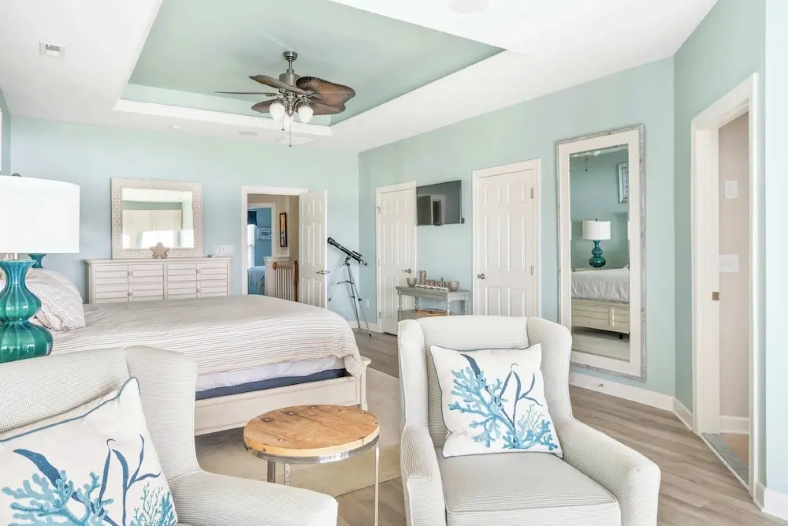 Hidden Paradise Coastal Views!