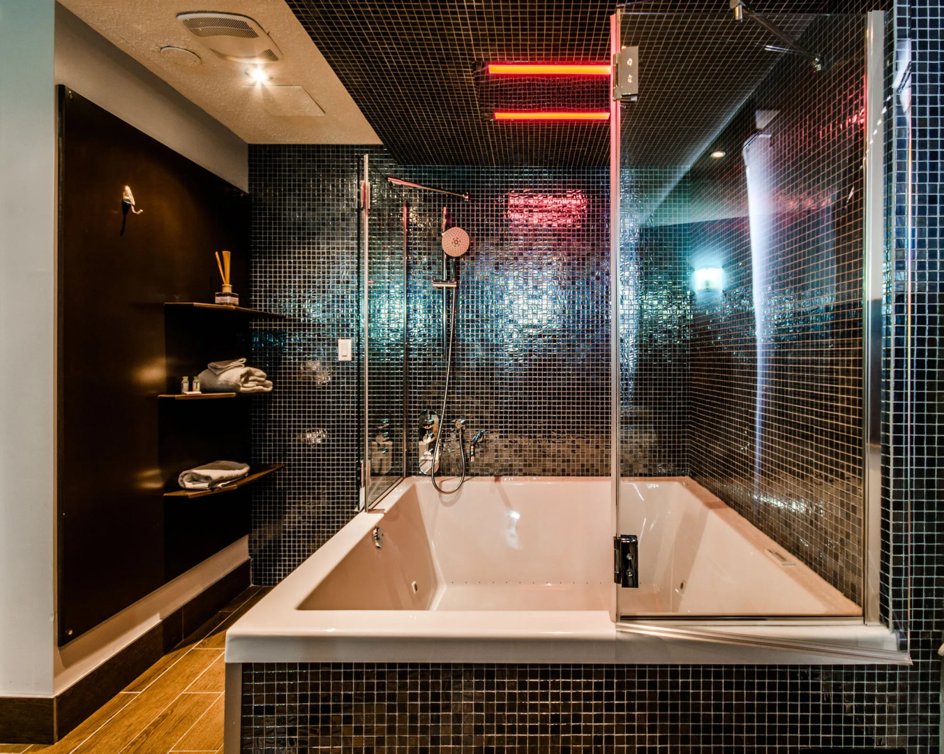 Olux Hotel Motel & Suites