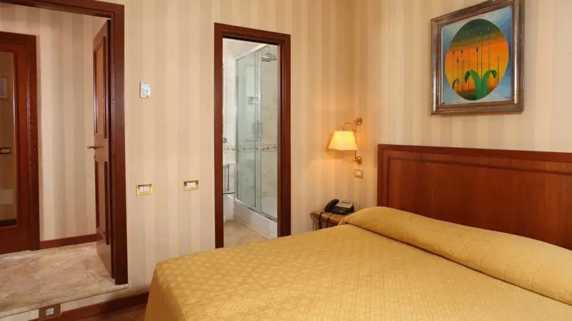 Piave Halldis Apartment
