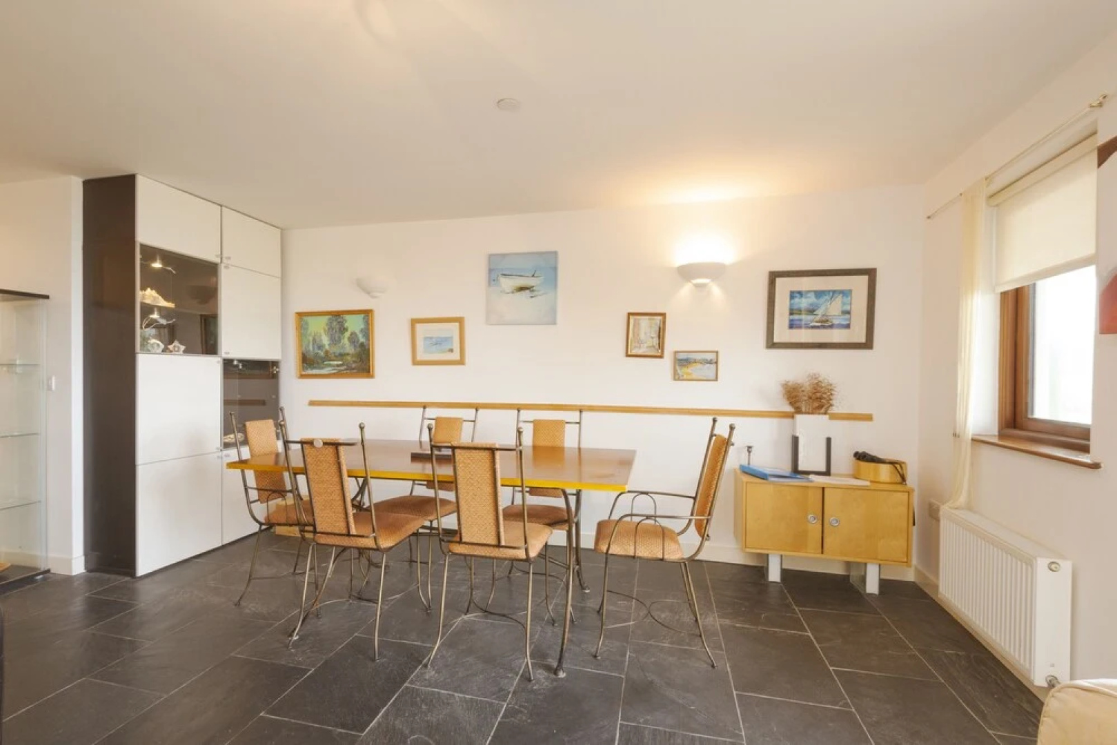 White Lodge Apartment
