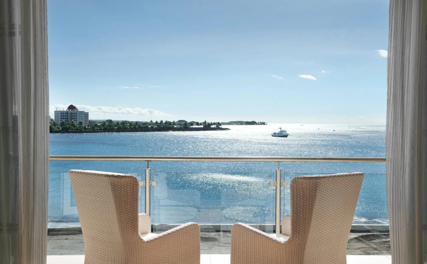 Sheraton Samoa Aggie Grey's Hotel & Bungalows