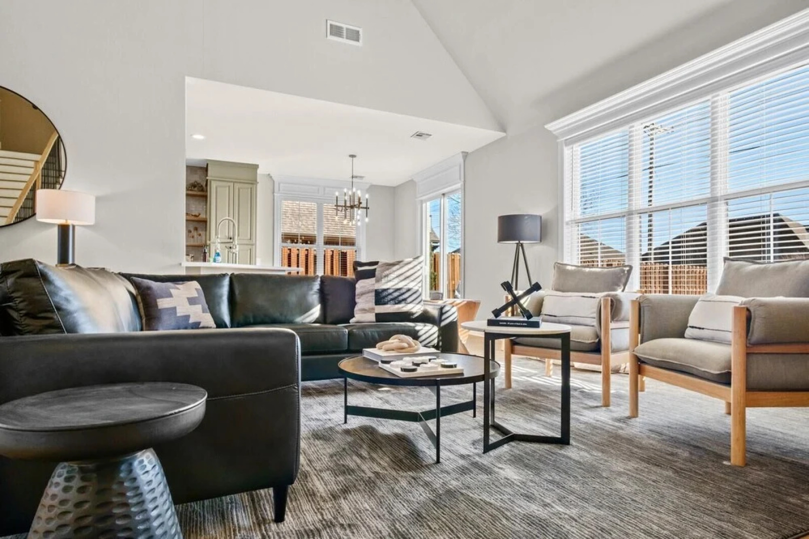 Apollo House - Amazing Location in Rogers, AR - Sleeps 11!