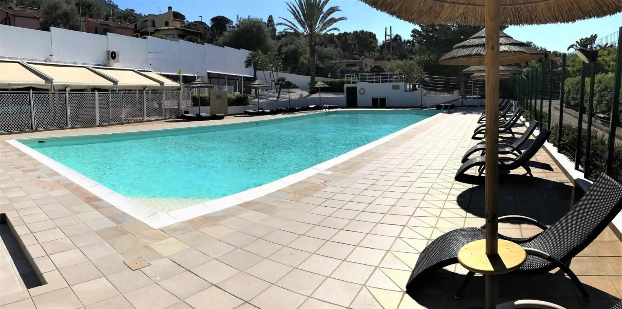 Calanica Residence Hotel