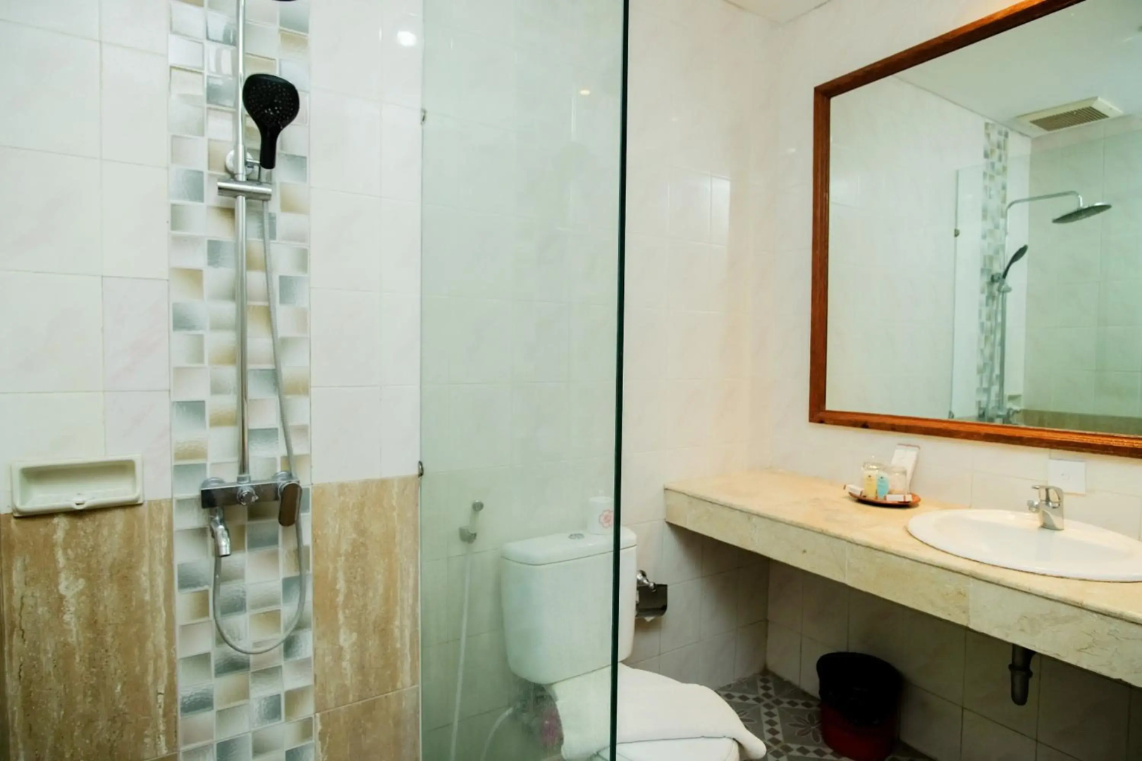 Puri Saron Senggigi Hotel