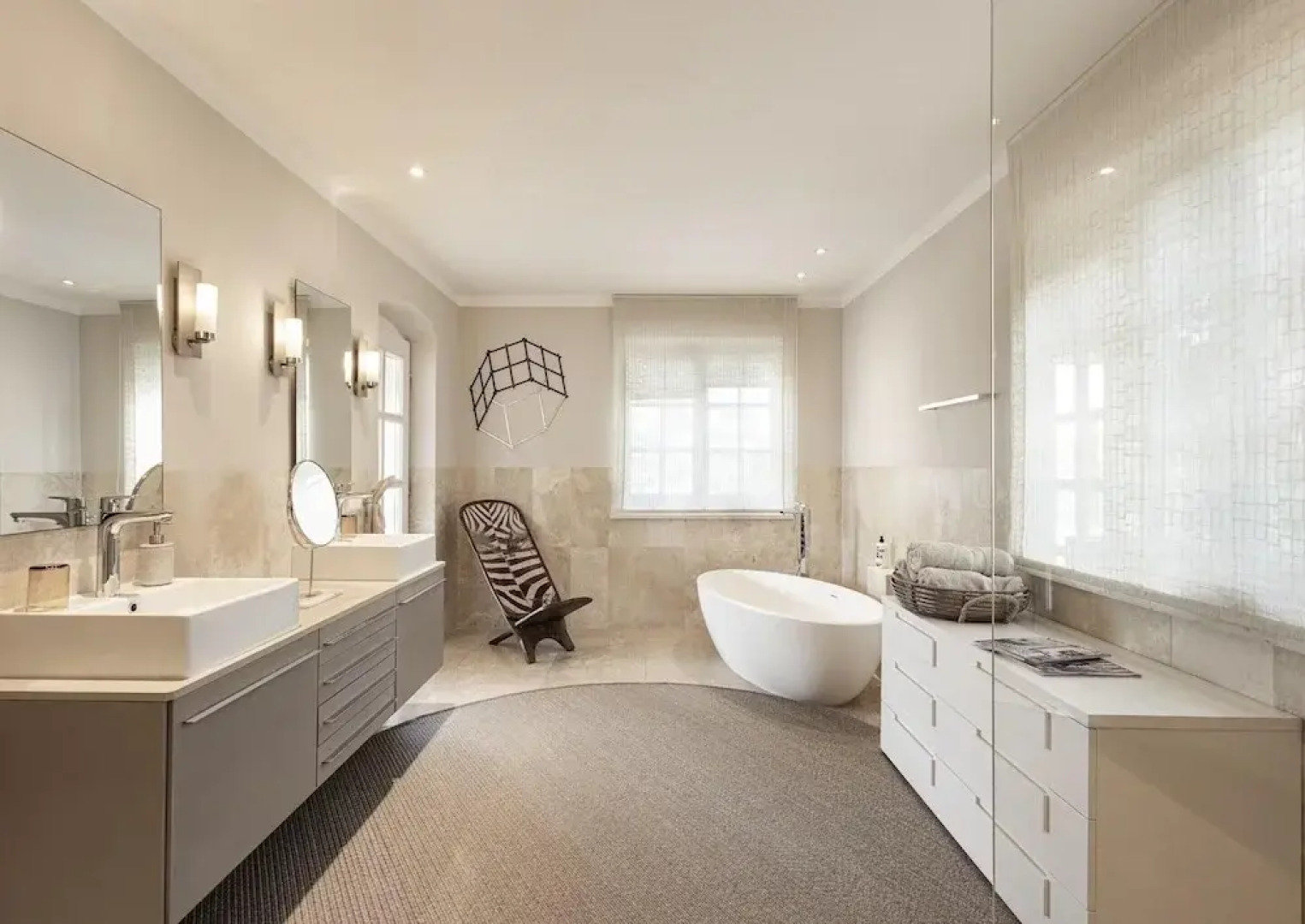 Sea-view Villa Near Port