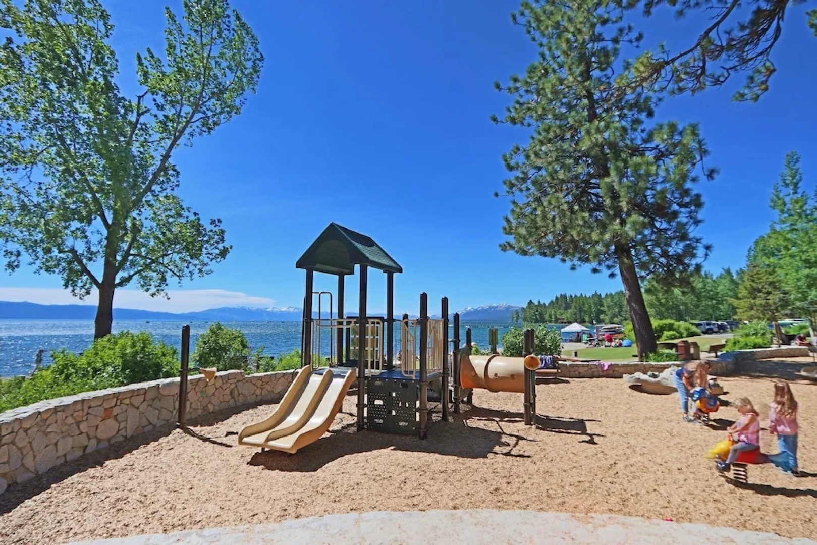 Aplin Base Camp House 3 Bedrooms 2.5 Bathrooms Home