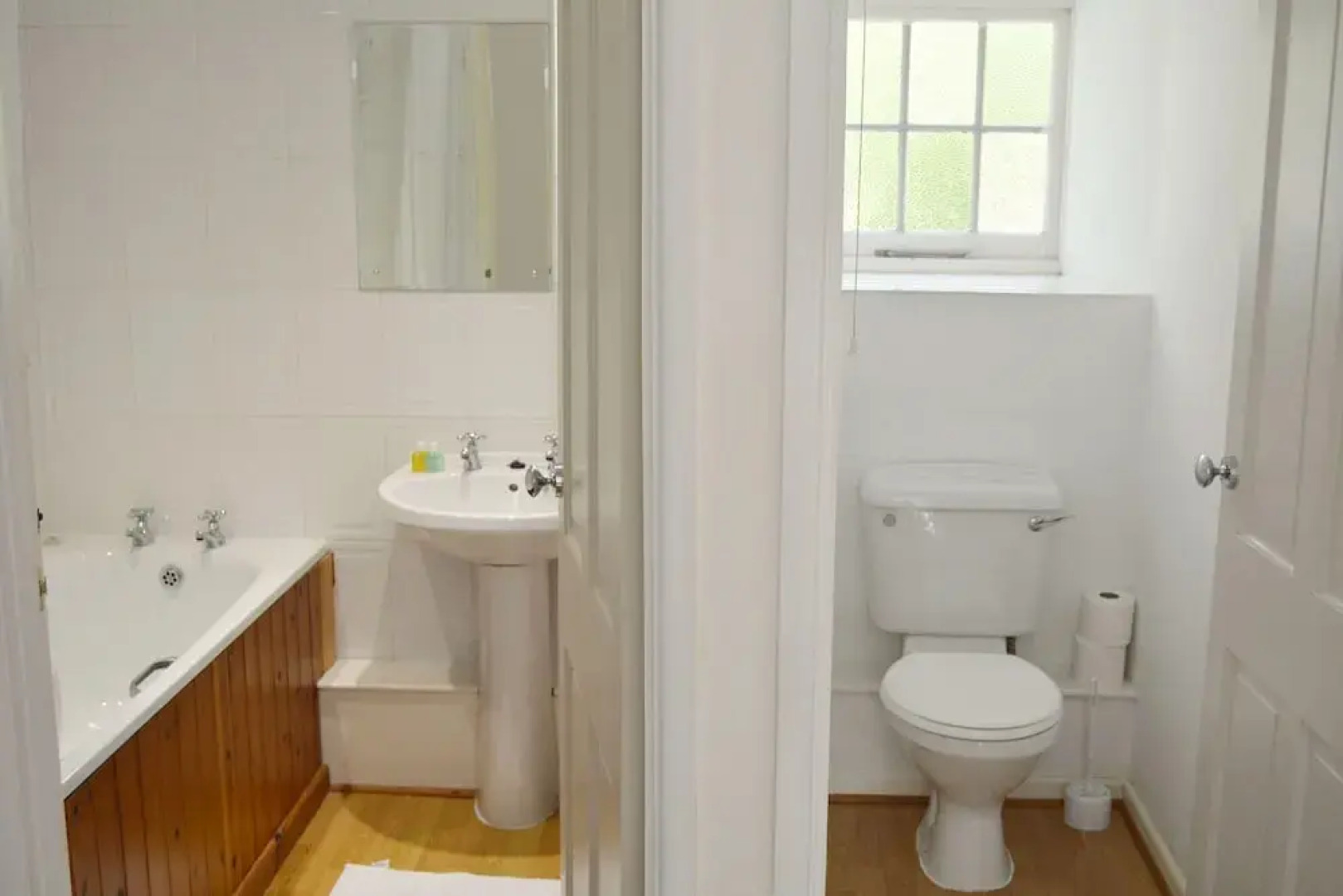 Luxury 5-star cottage near the Cornish coast on the Bonython Estate, Lizard Peninsula