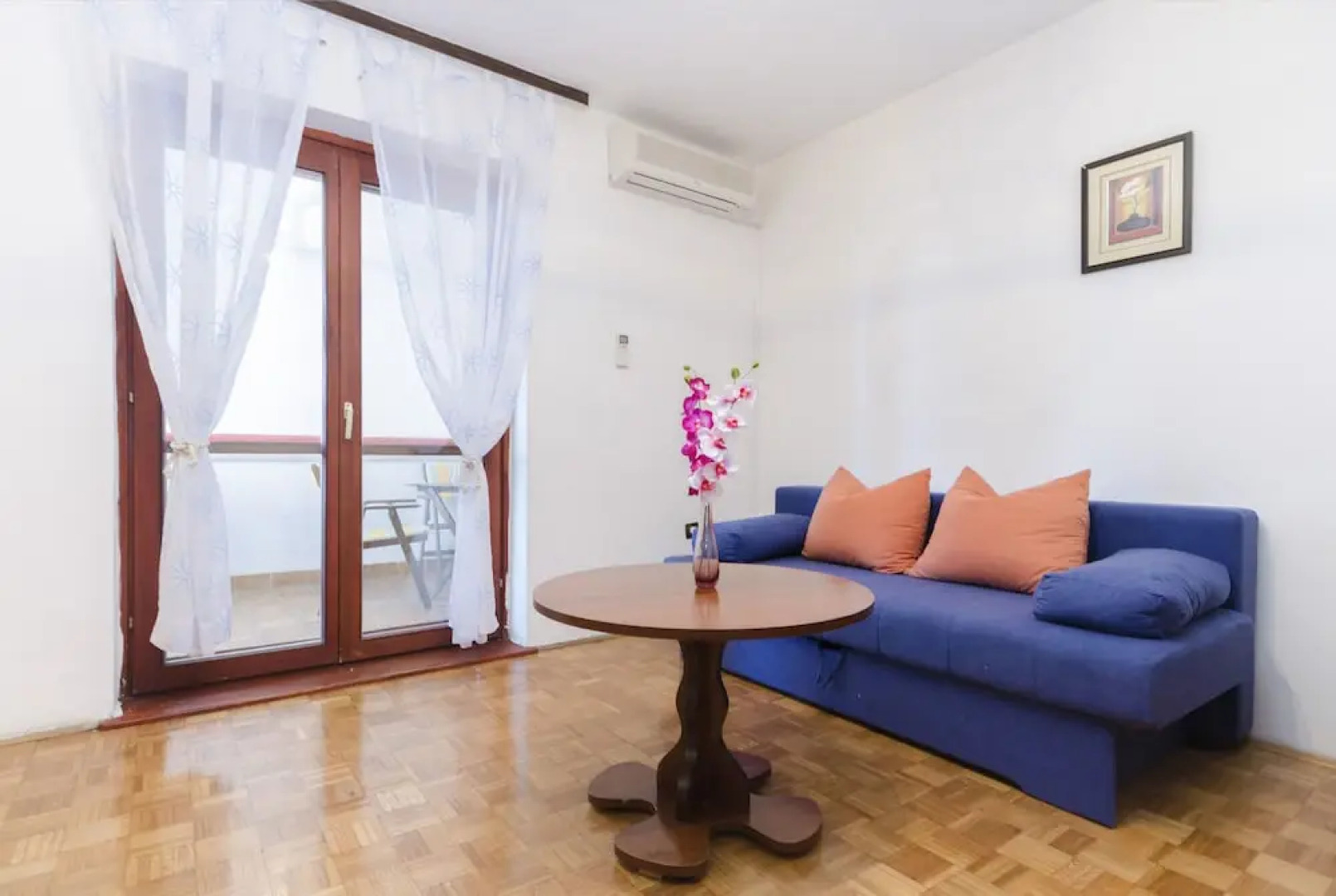 Apartments Little spring