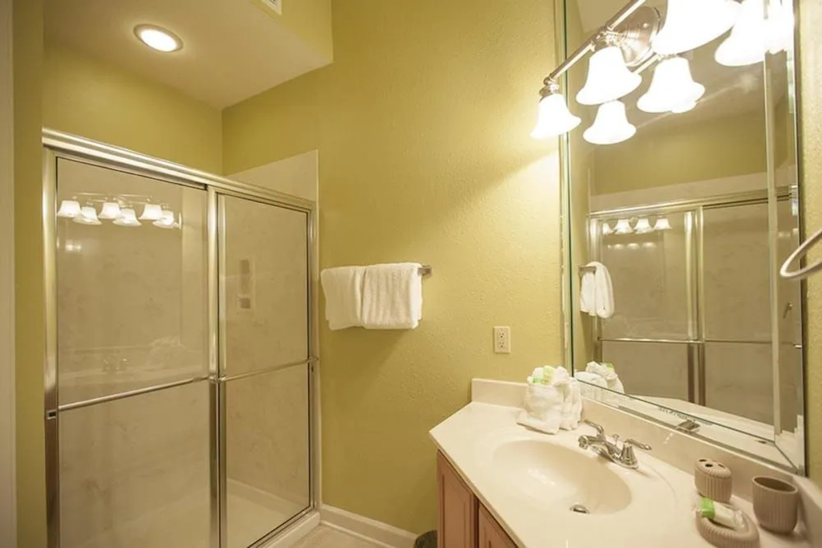 Crystal Cove at Sandestin by Panhandle Getaways