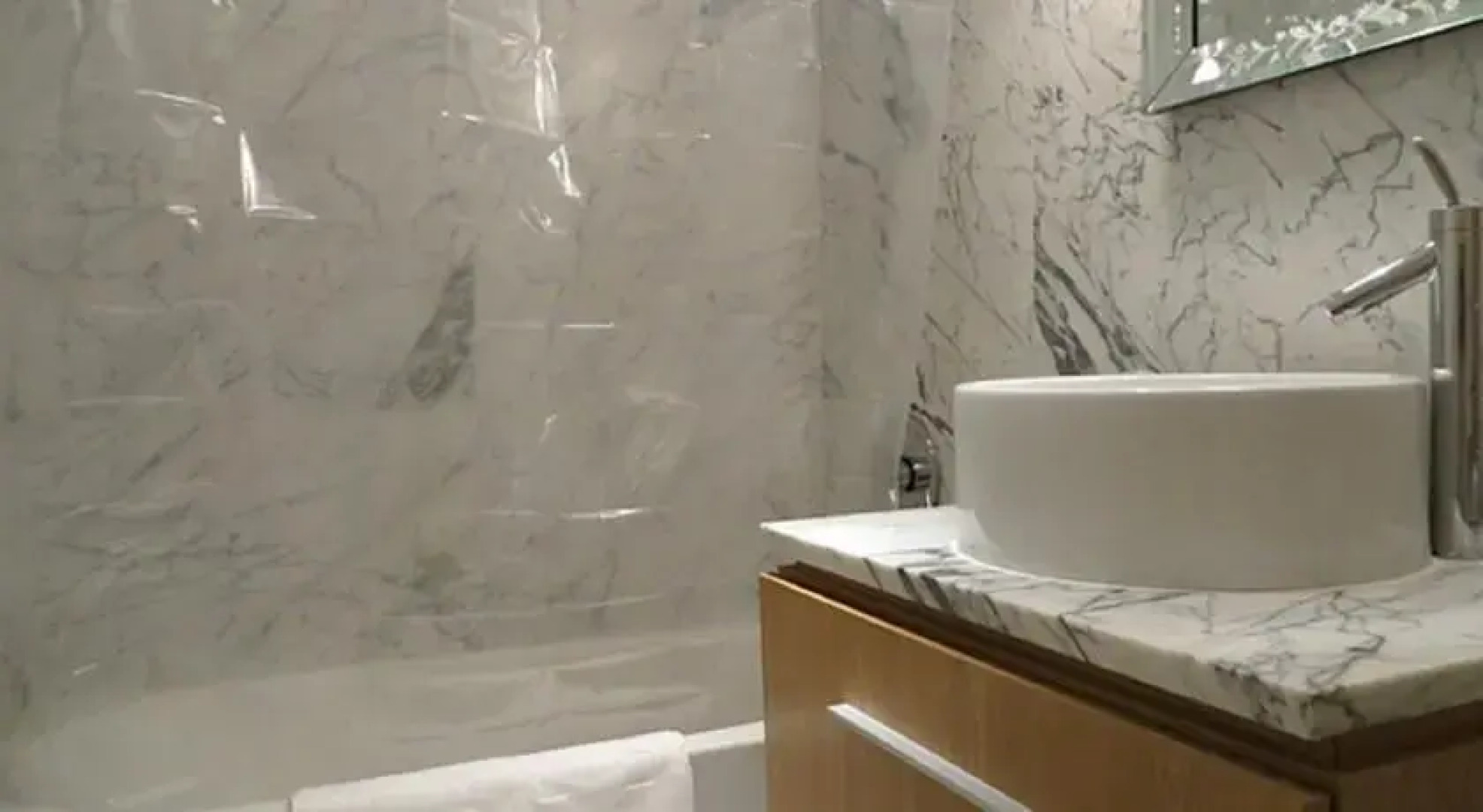 Studio Apartment - Wall Street