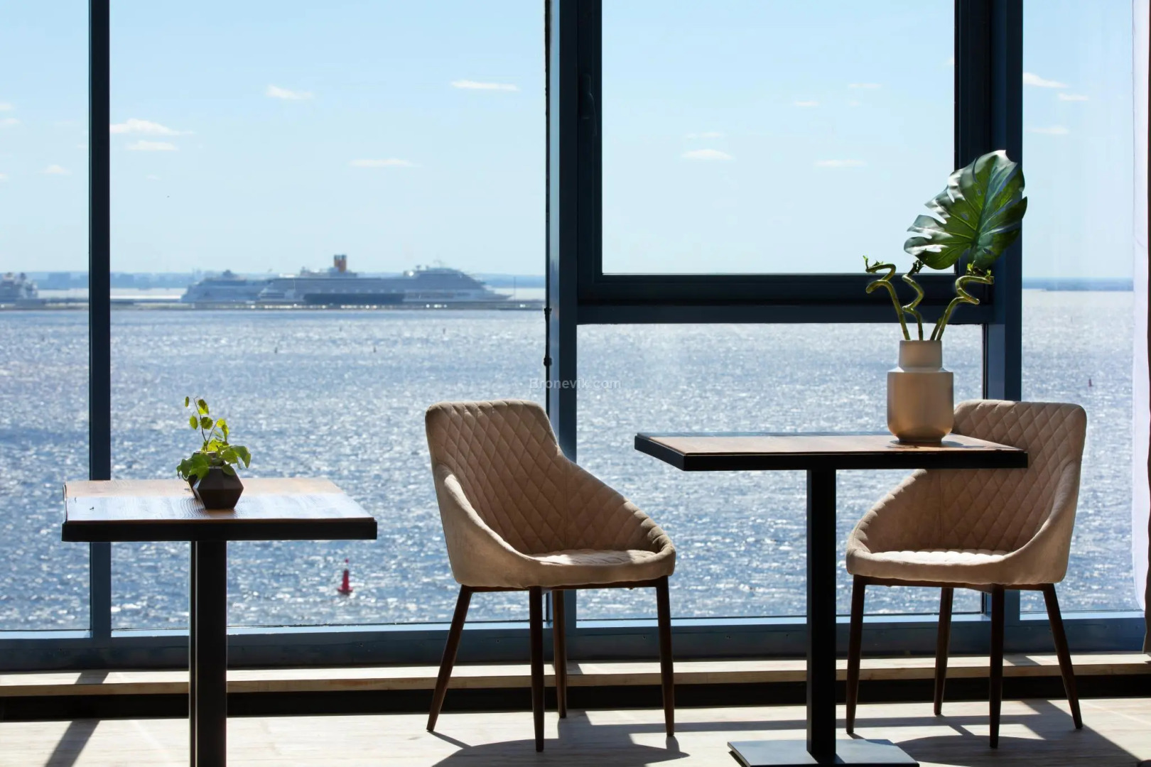 Отель Питерлэнд