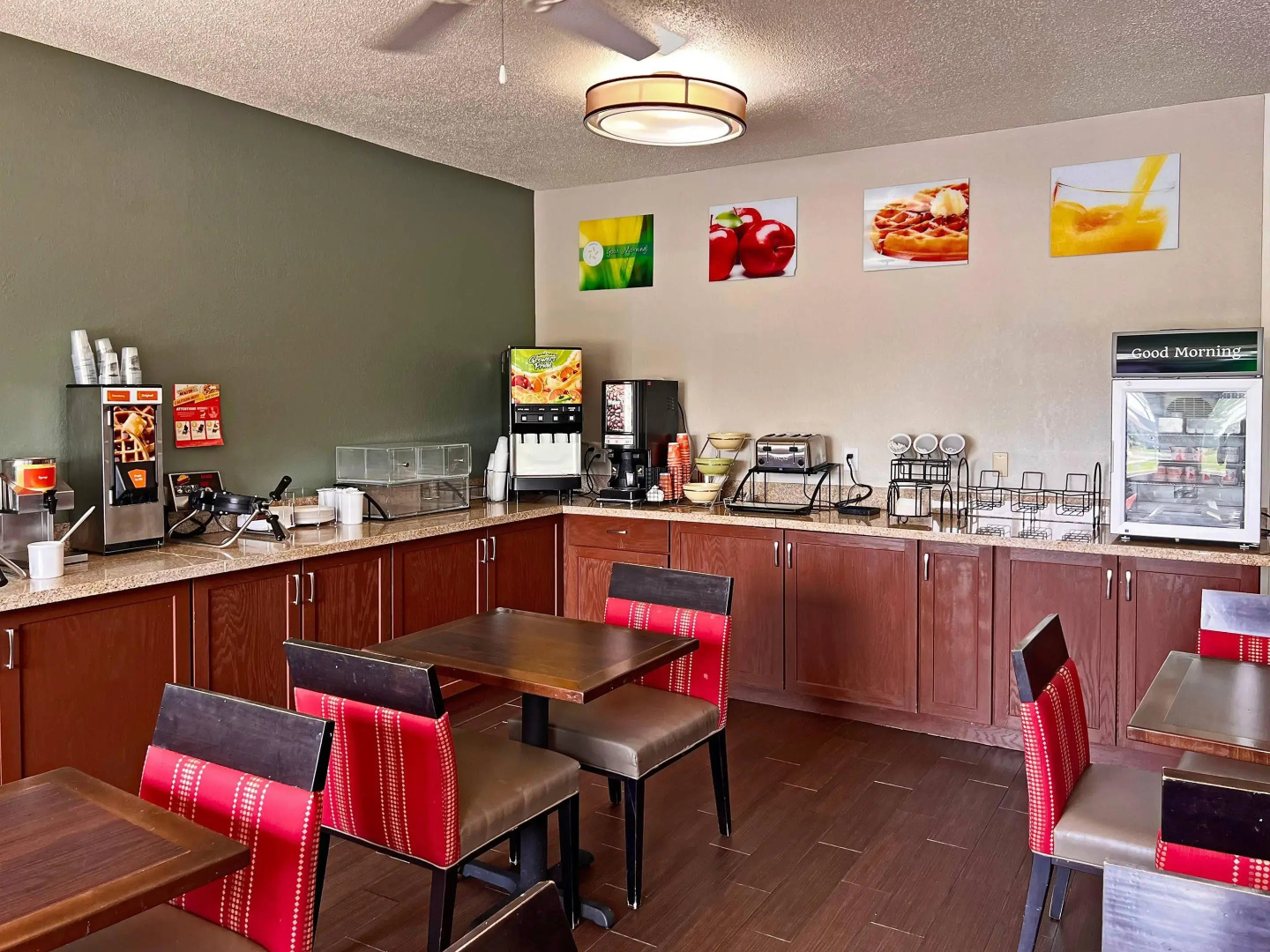 Quality Inn & Suites Green Bay - Ashwaubenon