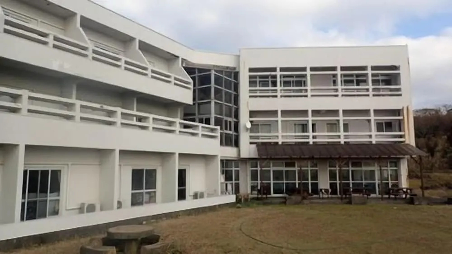 Marine Plaza Y's Dream