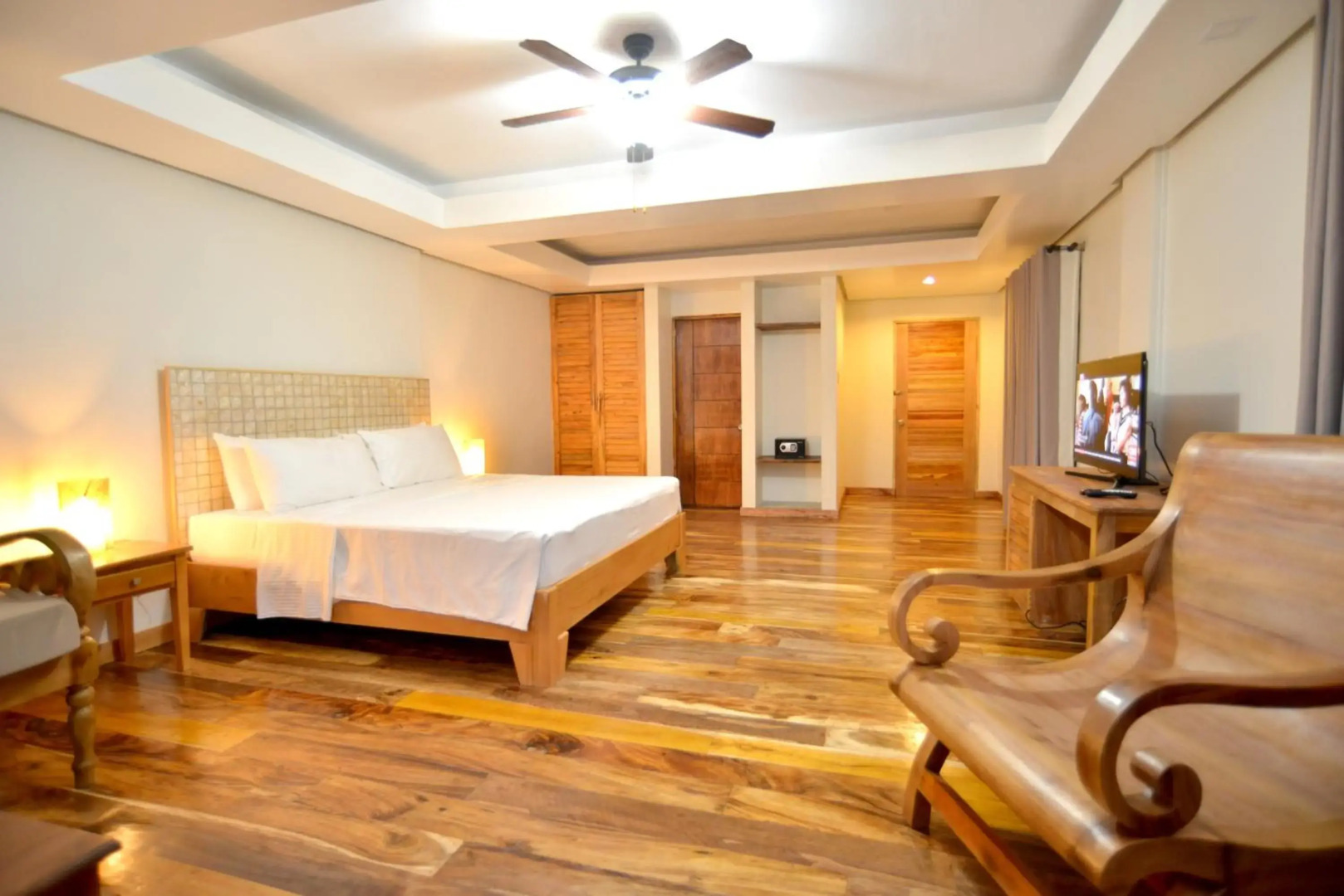 Nabulao Beach and Dive Resort