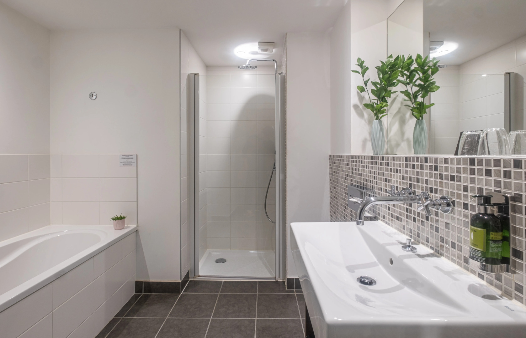 Chateau Belmont Tours by The Crest Collection (ex. Clarion Hotel Château Belmont Tours)