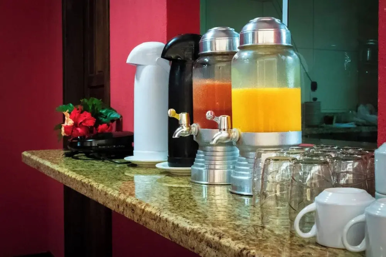 O Pharol Hostel e Pousada