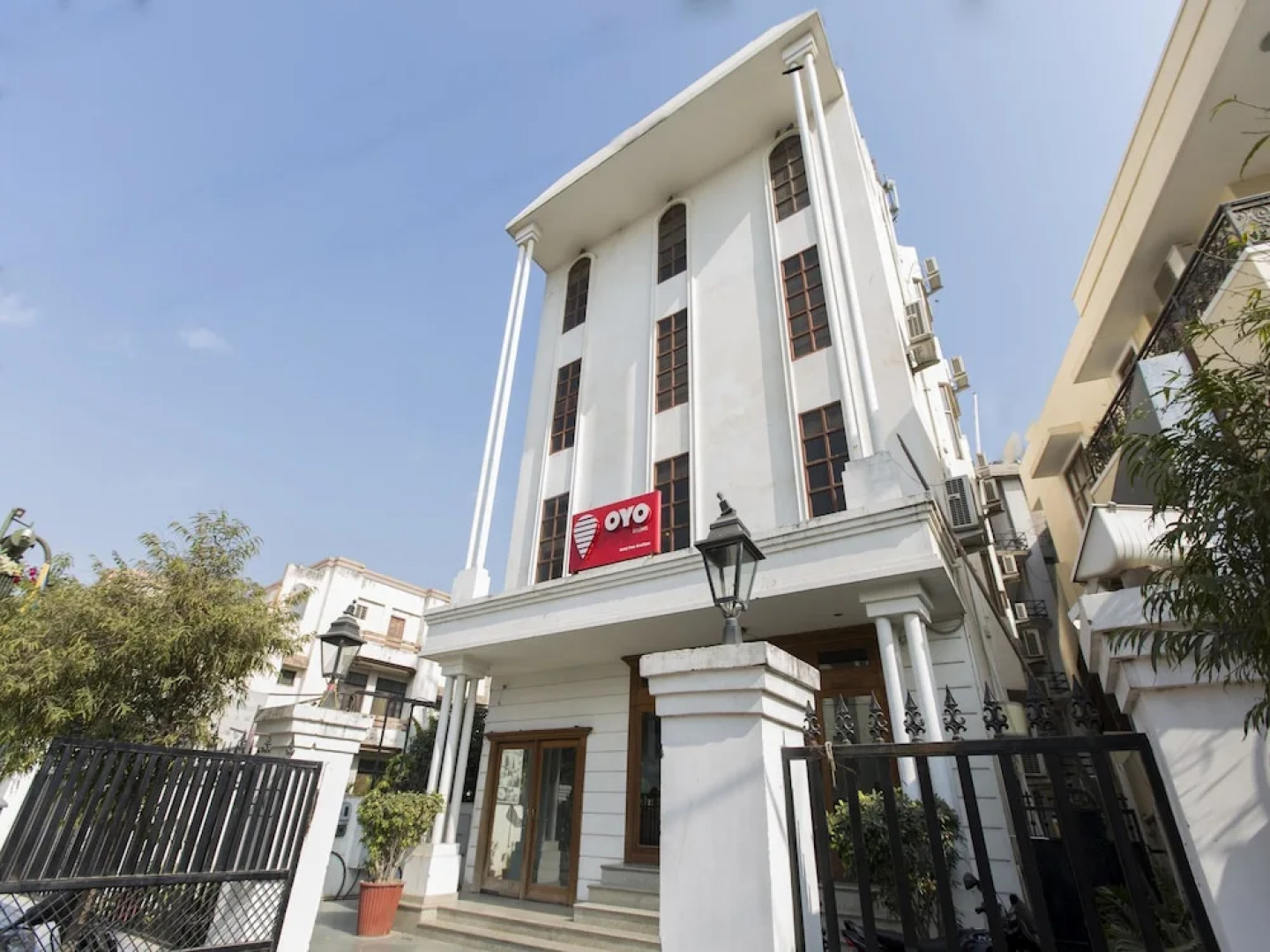 OYO 1211 Hotel Grand Horizon