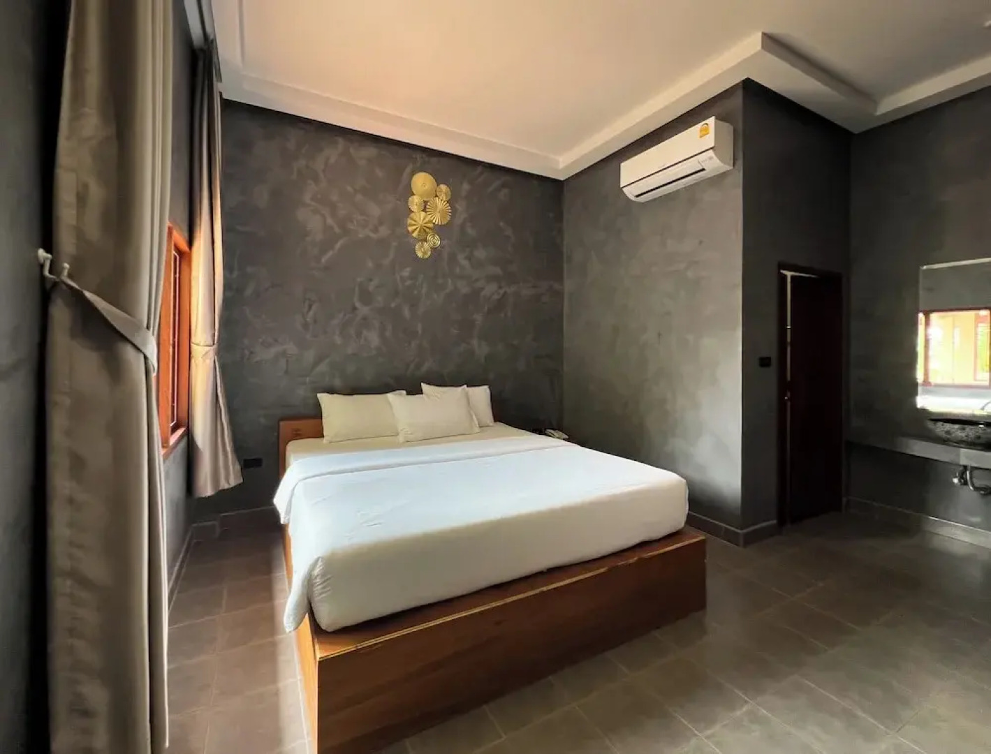 Tachang Airport Hotel