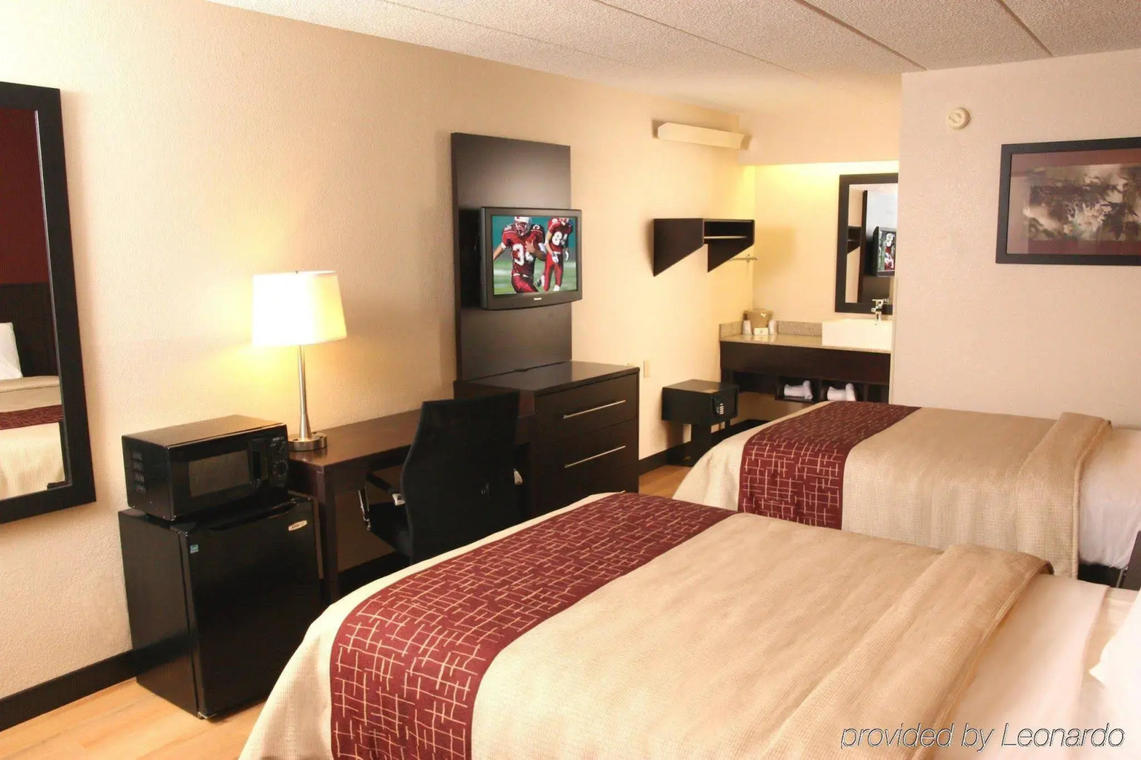 Red Roof Inn PLUS+ Secaucus - Meadowlands - NYC