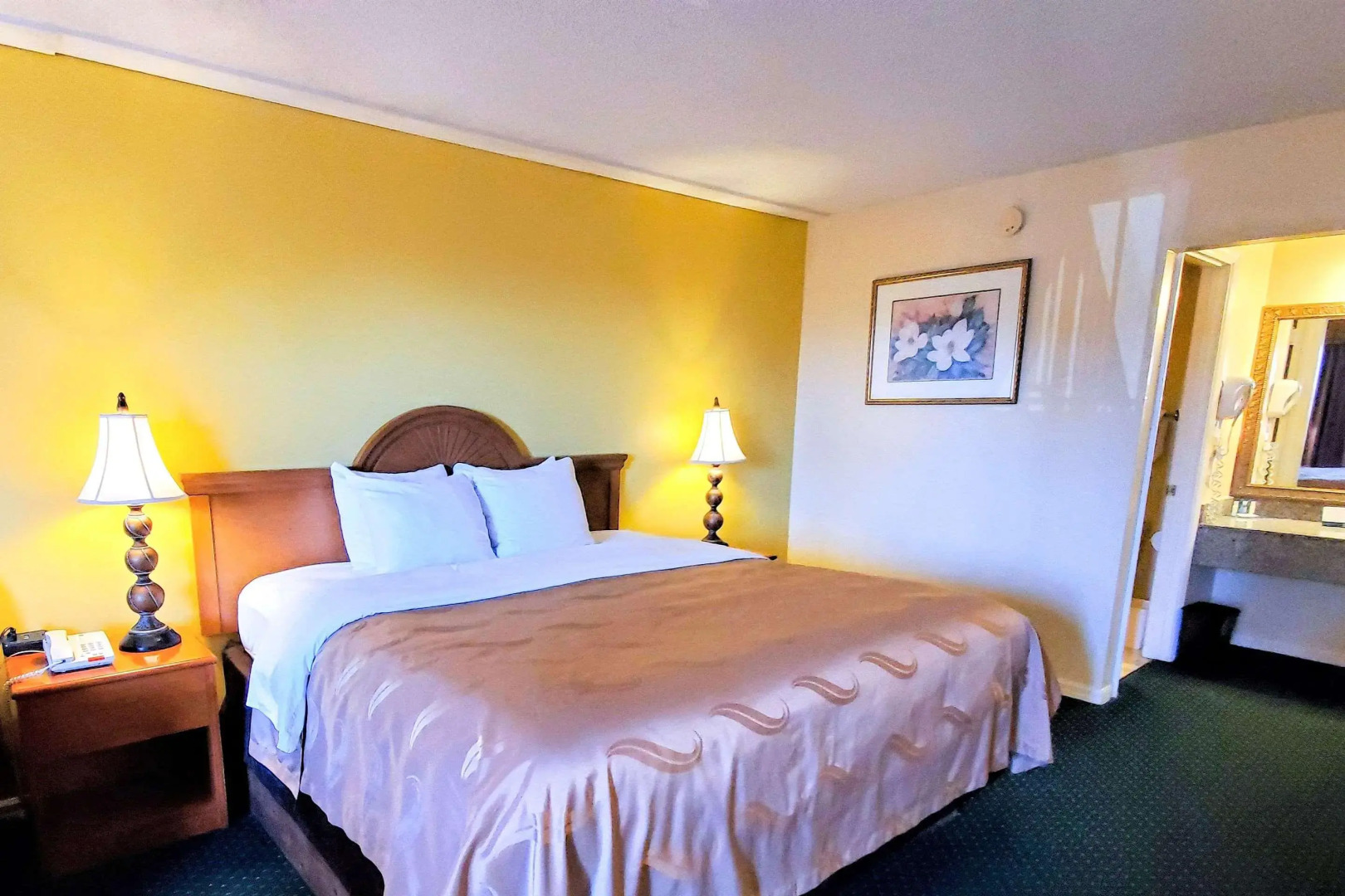 Quality Inn near Manatee Springs State Park