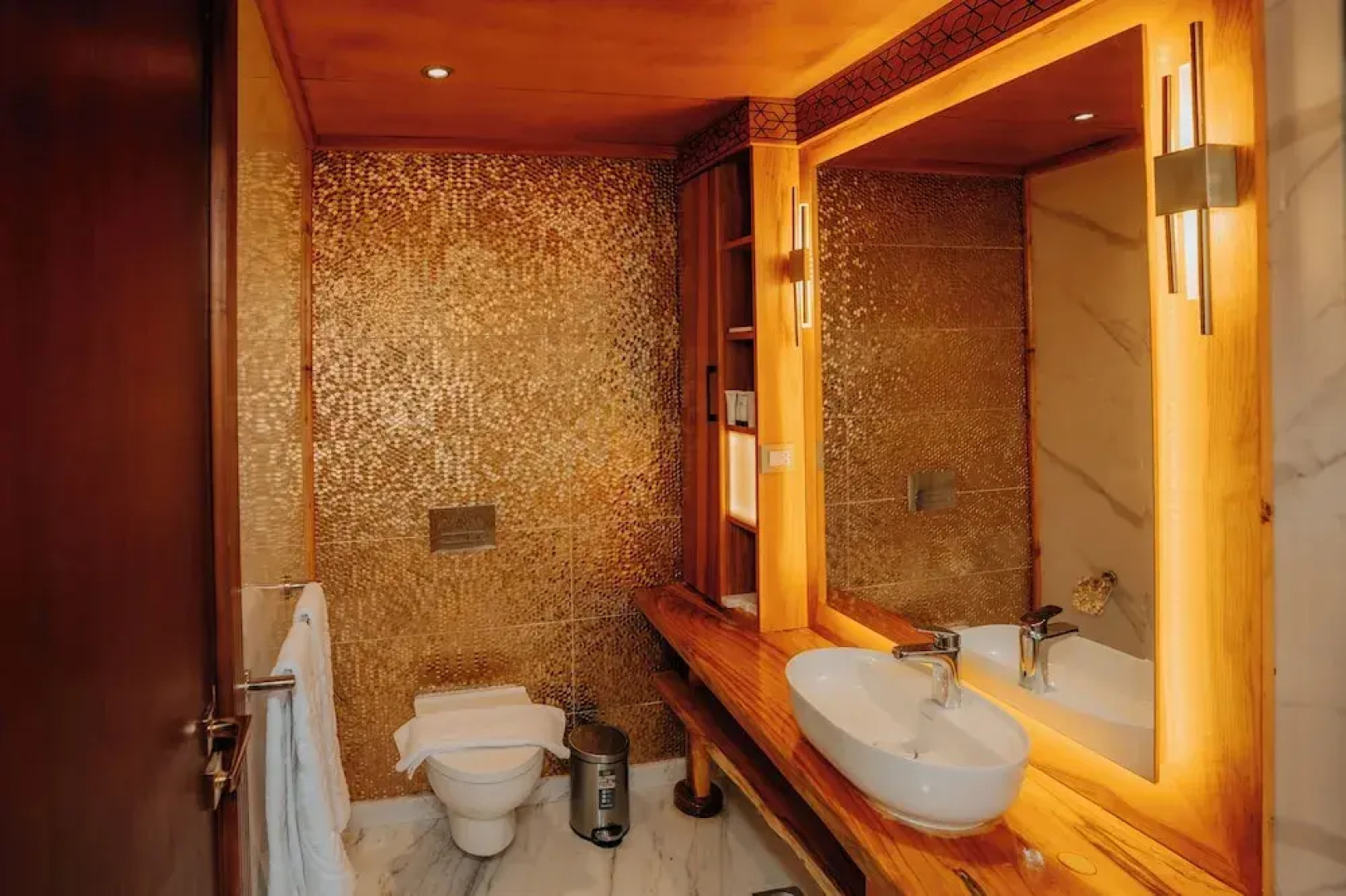 Azhar Dahabiya Luxury Suites